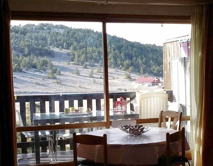 Gîte pour 15 personnes, avec jardin et vue, animaux acceptés à Gréolières - 4