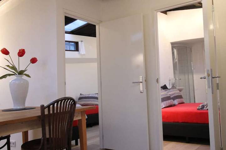 Hausboot-Wohnung Amsterdam Zentrum in Holländische Küste