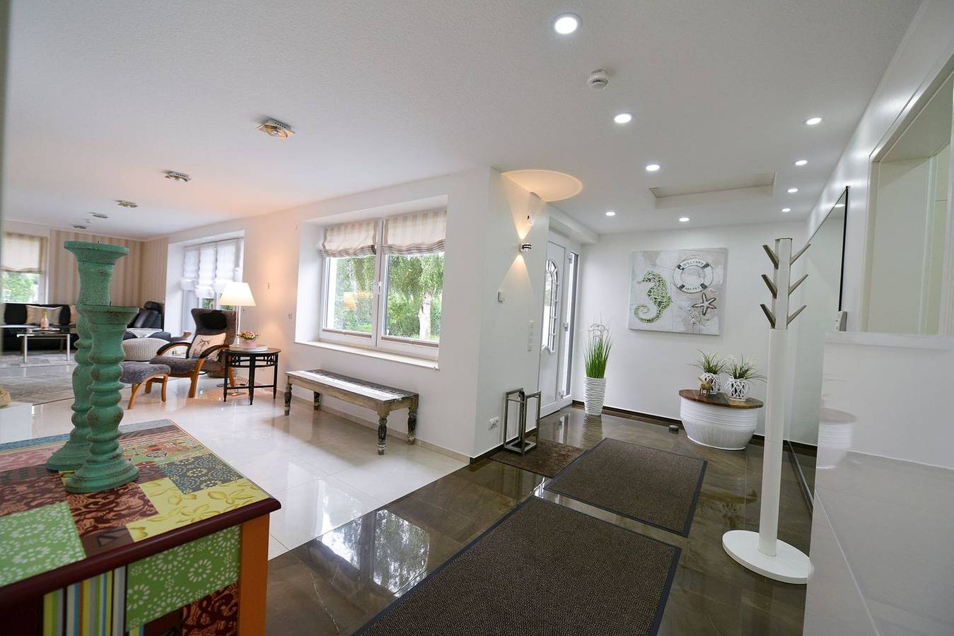 Ganze Wohnung, He06 Moderne Design-Wohnung mit Terrasse im freistehenden Haus in Sahlenburg, Cuxhaven