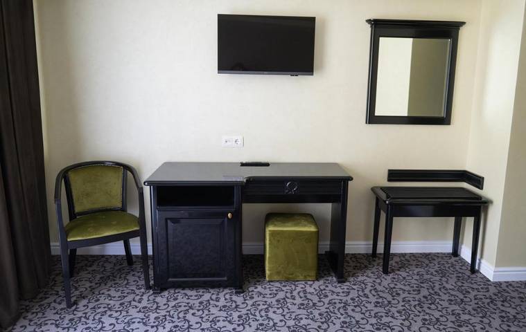 Gîte pour 2 personnes, avec jardin et vue dans Dorna-Arini - 4