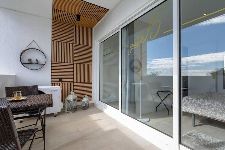Apartamento de férias para 4 pessoas, com varanda e vista em Santa Cruz (Madeira)