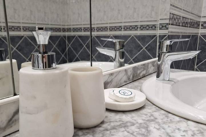 Ganze Wohnung, Bright Balneo apartment near train station 2 bedrooms in Épinal, Épinal und Umgebung