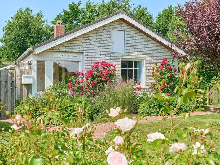 Ferienhaus für 2 Personen, mit Sauna und Terrasse sowie Garten, kinderfreundlich in der Husumer Bucht