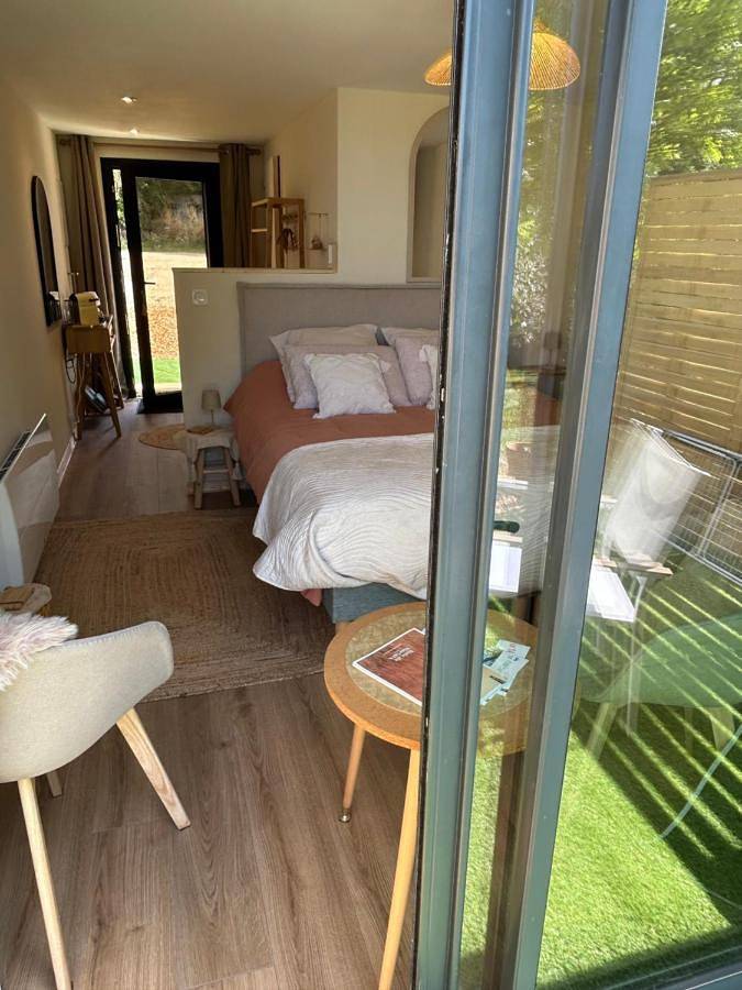 Chambre d’hôte pour 2 personnes, avec vue ainsi que jardin et terrasse