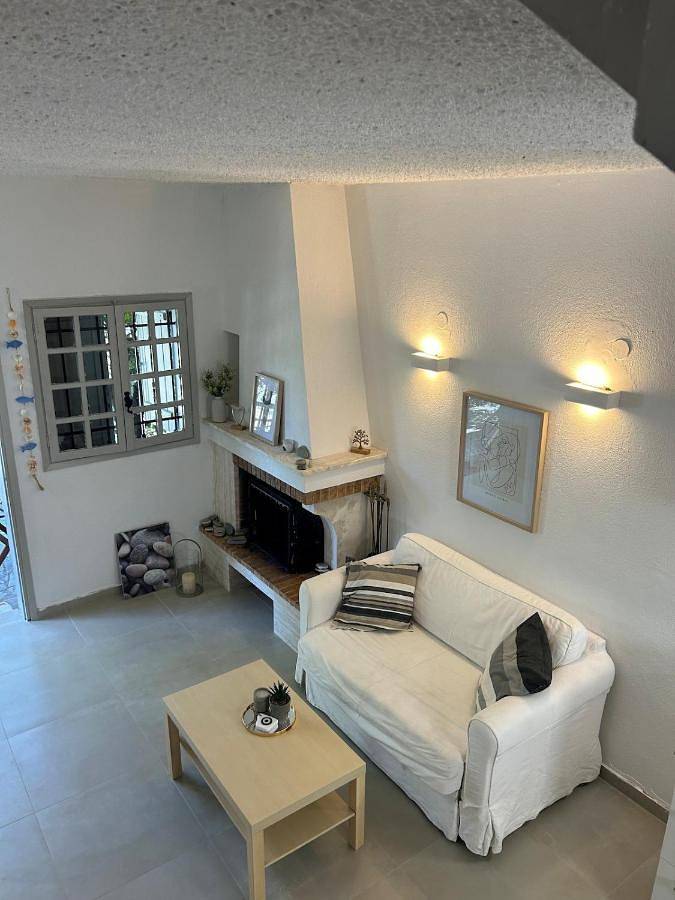Gîte pour 2 personnes, avec Terrasse et Vue dans Selianitika
