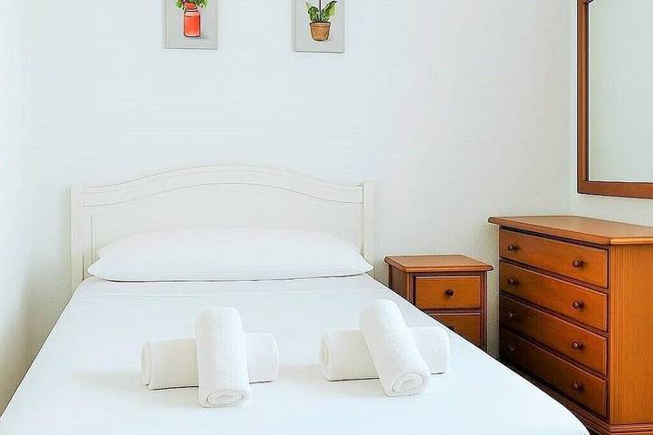 Ferienhaus für 5 Personen, mit Garten und Balkon sowie Pool in Benidorm - 4
