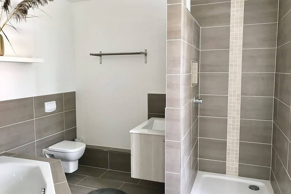 Ganze Wohnung, Luxus-Ferienwohnung im Herzen von Mecklenburg in Güstrow! in Güstrow, Mecklenburgische Seenplatte
