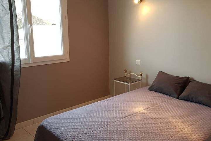 Location de vacances pour 6 personnes, avec jardin et jacuzzi, animaux acceptés à Abeilhan - 2