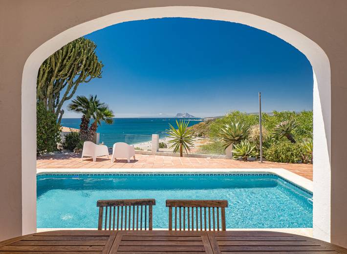 Chalet para 8 personas, con Terraza y Jardín en San Roque
