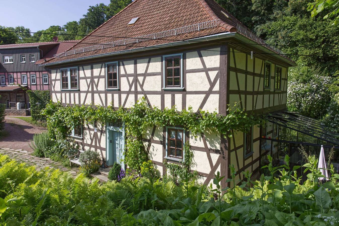 Ganze Wohnung, Ruhige Ferienwohnung im Schlosspark Glücksbrunn – direkt am Altensteiner Park in Schweina, Bad Liebenstein