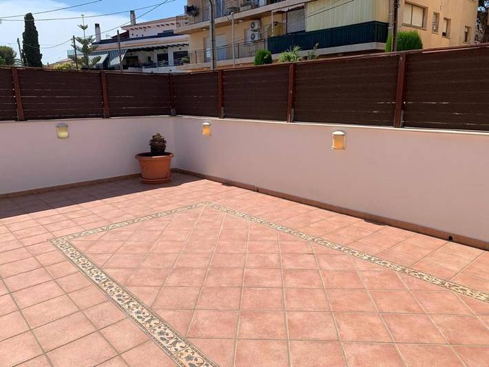 Apartamento para 6 personas, con vistas y terraza, Se admiten mascotas en Segur de Calafell