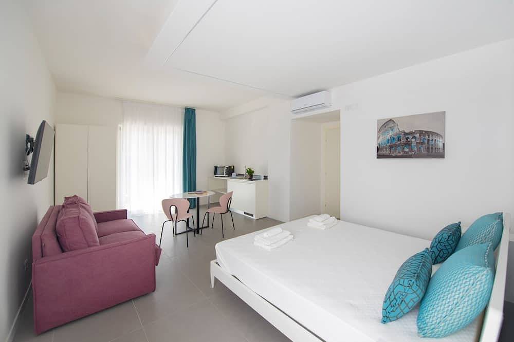 Suite-Vierbettzimmer-Con angolo cottura-Ensuite mit Dusche-Stadtblick in Pompei, Nationalpark Vesuv