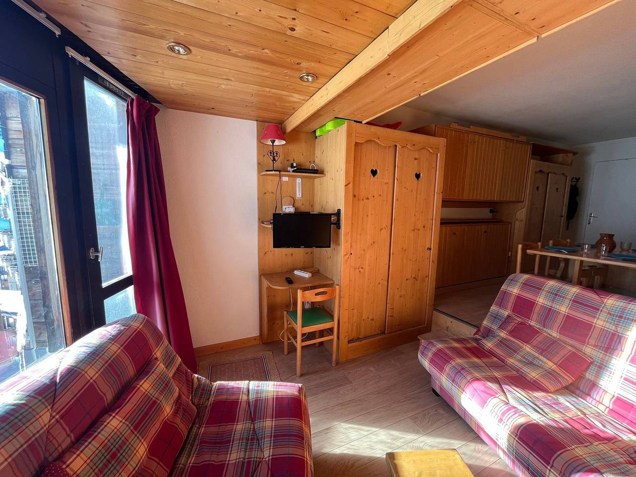 Gehele studio, Cozy apartment in Avoriaz, village center, 4 people in Morzine, Les Portes du Soleil