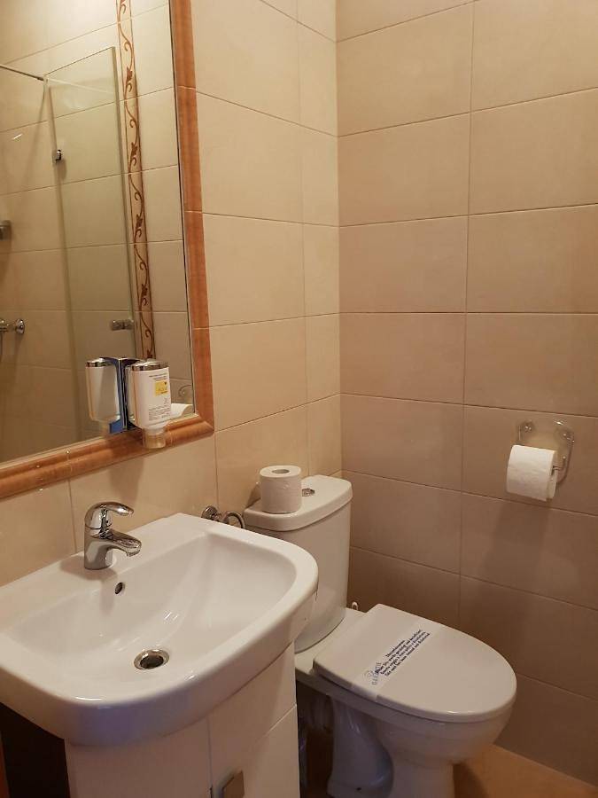 Triple Room with Private Bathroom in Suche, Karpaty (Polska)