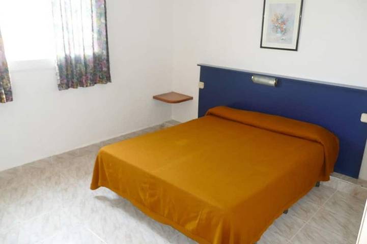 Ferienwohnung für 3 Personen, mit Pool und Garten, mit Haustier in Montroig Bahia - 2