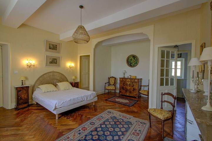 Gîte pour 12 personnes, avec jardin et terrasse à Rochegude - 3