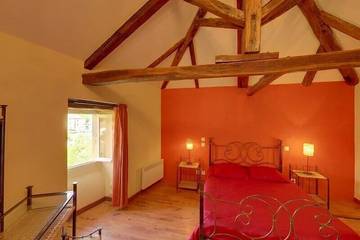 Maison D’hôte pour 2 Personnes dans Saint-Jean-d'Alcapiès, Massif central, Photo 4
