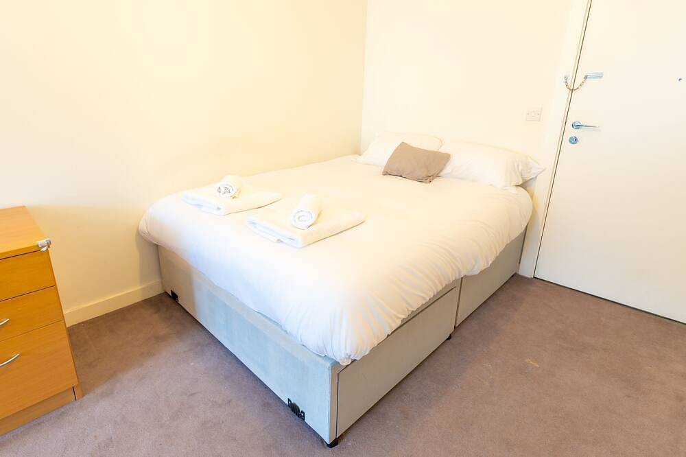 Ganze Wohnung, Erstaunliche 2 Schlafzimmer, 2 Badezimmer Wohnung mit Balkon in Greenwich in Greenwich, London