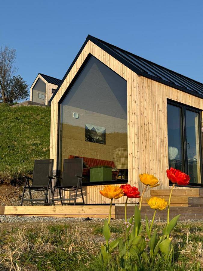Ferienhaus für 3 Personen, mit Ausblick und Sauna sowie Terrasse und Garten