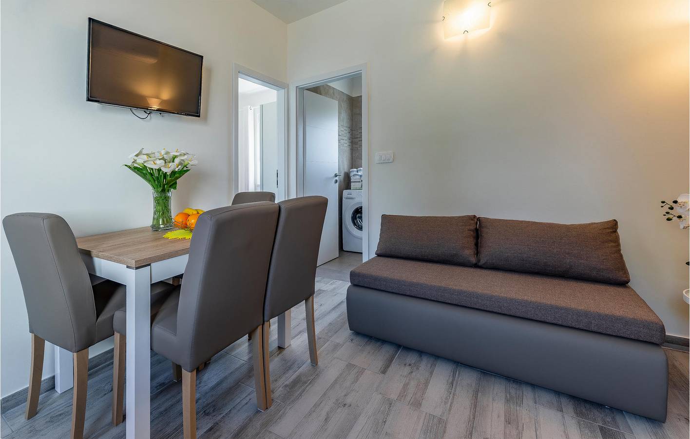 Ganze Ferienwohnung, Ferienwohnung für 4 Personen mit Terrasse in Fazana, Südküste Istrien