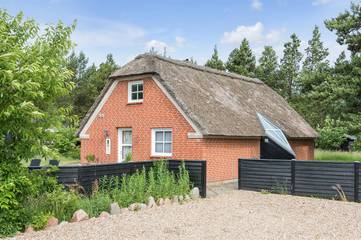 Ferienhaus für 6 Personen, mit Terrasse und Garten sowie Sauna in Houstrup Strand