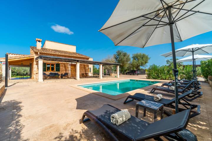 Casa de vacaciones para 6 personas, con Balcón y Terraza además de Jardín y Vistas en Sineu