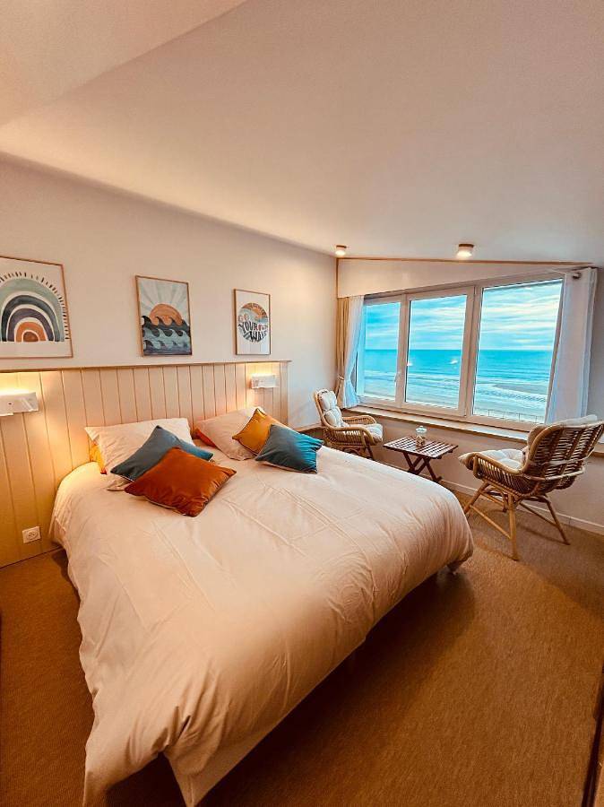 Chambre d’hôte pour 2 personnes, avec vue ainsi que jardin et terrasse