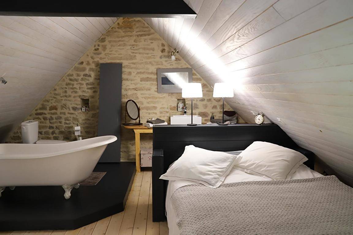 Alcove & Agapes - Chambre1 in Langonnet, Région de Pontivy