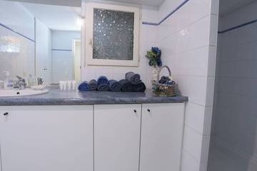 Cottage for 4 People in Mimet, Aix-en-Provence region, Photo 3