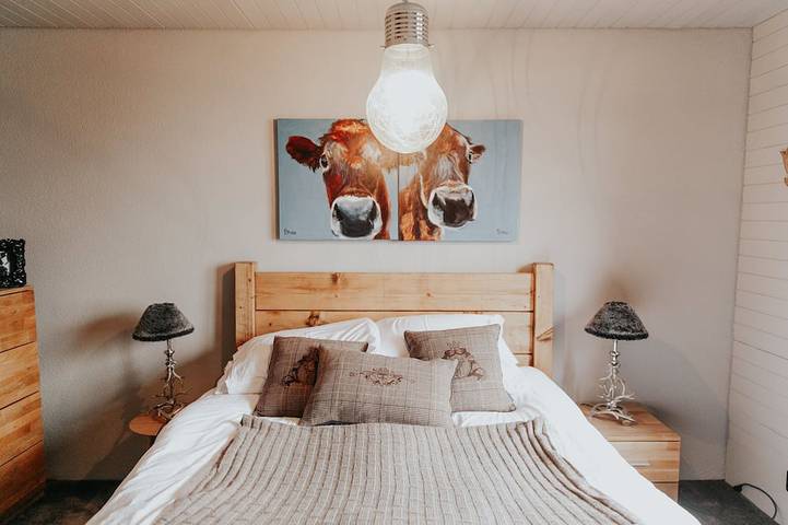 Chalet für 8 Personen, mit Balkon in der Schweiz - 2