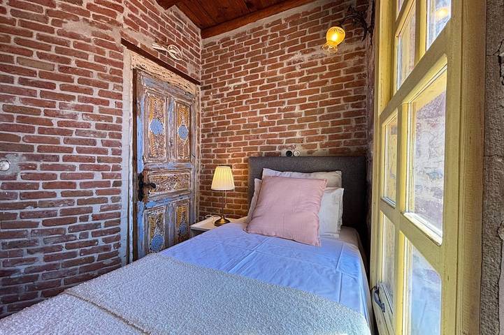 Award-Winning Art House | Historic Charm in Ayvalık, Türkische Ägäis