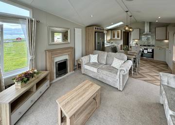 Glamping for 4 People in Clarach Bay, Ceredigion, Photo 2