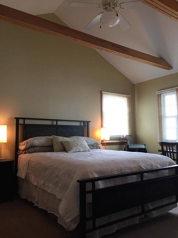 Moderne Wasser Häuschen auf Keuka See - in der Nähe Penn Yan & Finger Lakes Wein! in Keuka Lake