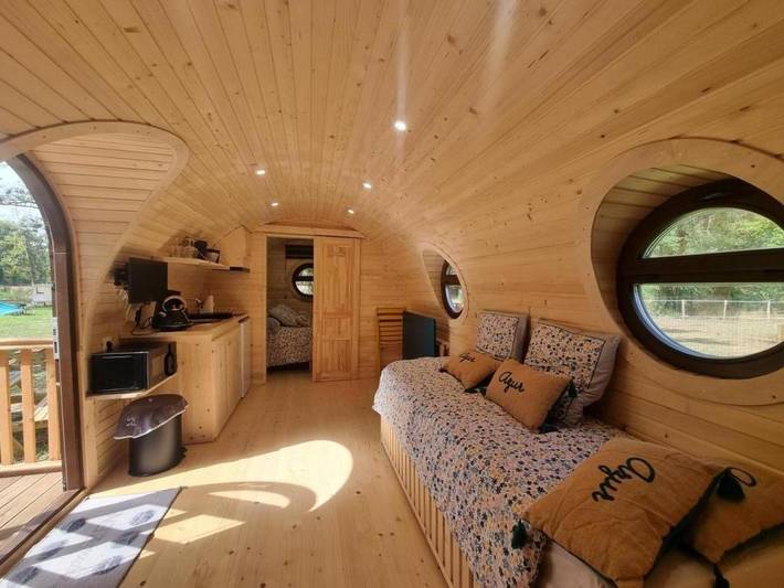 Gîte pour 2 personnes, avec piscine et jardin dans la Loire - 4