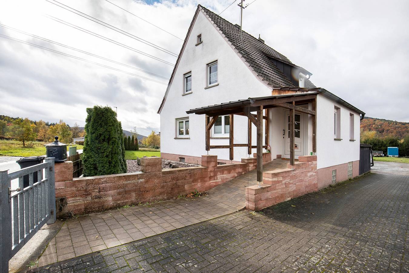 Entire apartment, Apartment 'Ferienwohnung Nickel' with Wi-Fi in Gemünden am Main, Spessart-Mainland