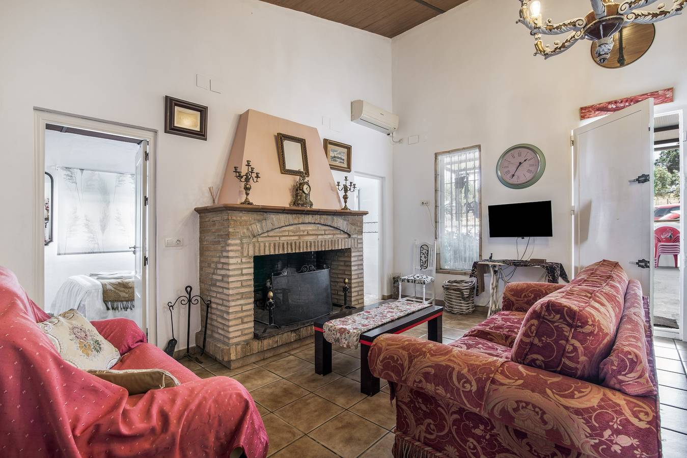 Casa rurale 'El Encanto' con vista montagna, Wi-Fi e aria condizionata in Villarrasa, Provincia di Huelva