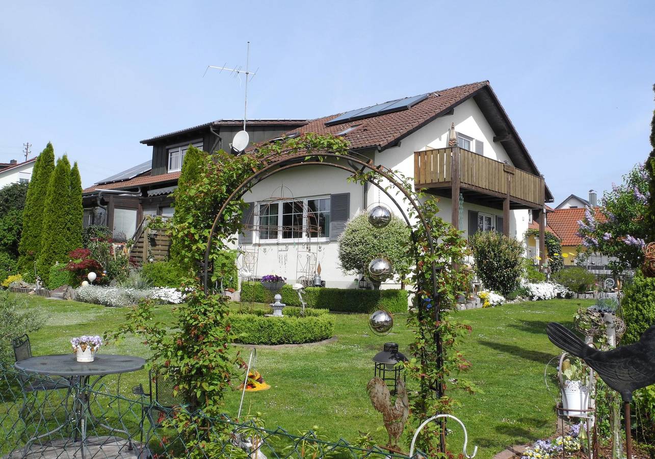 Ferienwohnung Wiese - Ferienwohnung (80qm) mit großem Balkon in ruhiger Lage in Riedenburg, Altmühltal