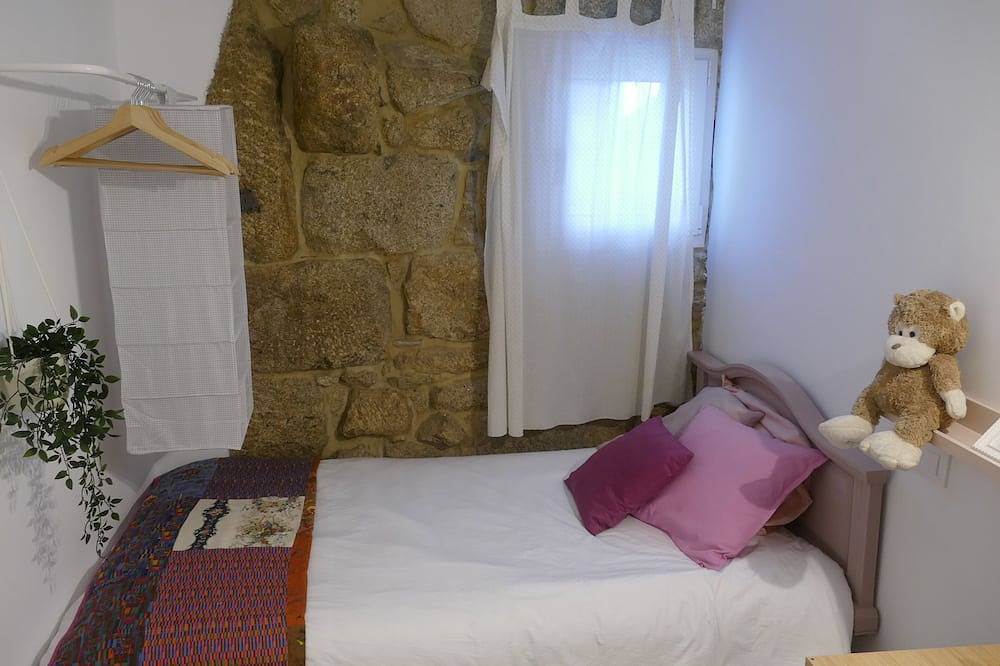 Casita a Estrenar en Fincan con río Próxima a Tui, Gondomar y Portugal in Tui, Costa de Galicia