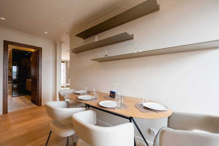 Ferienwohnung für 4 Personen, mit Balkon und Seeblick in Annecy - 4