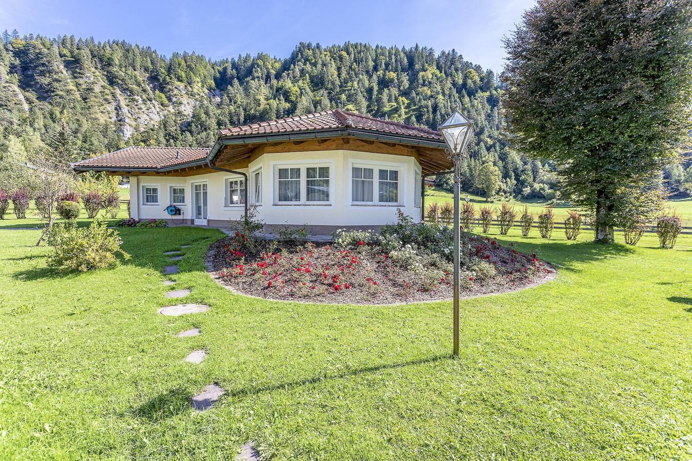 Chalet, Dusche und Bad, Wc, gartenseitig in Loferer und Leoganger Steinberge, Kirchdorf in Tirol