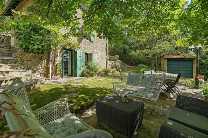 Chambre pour 2 personnes, avec Jacuzzi et Jardin en Ardèche - 4