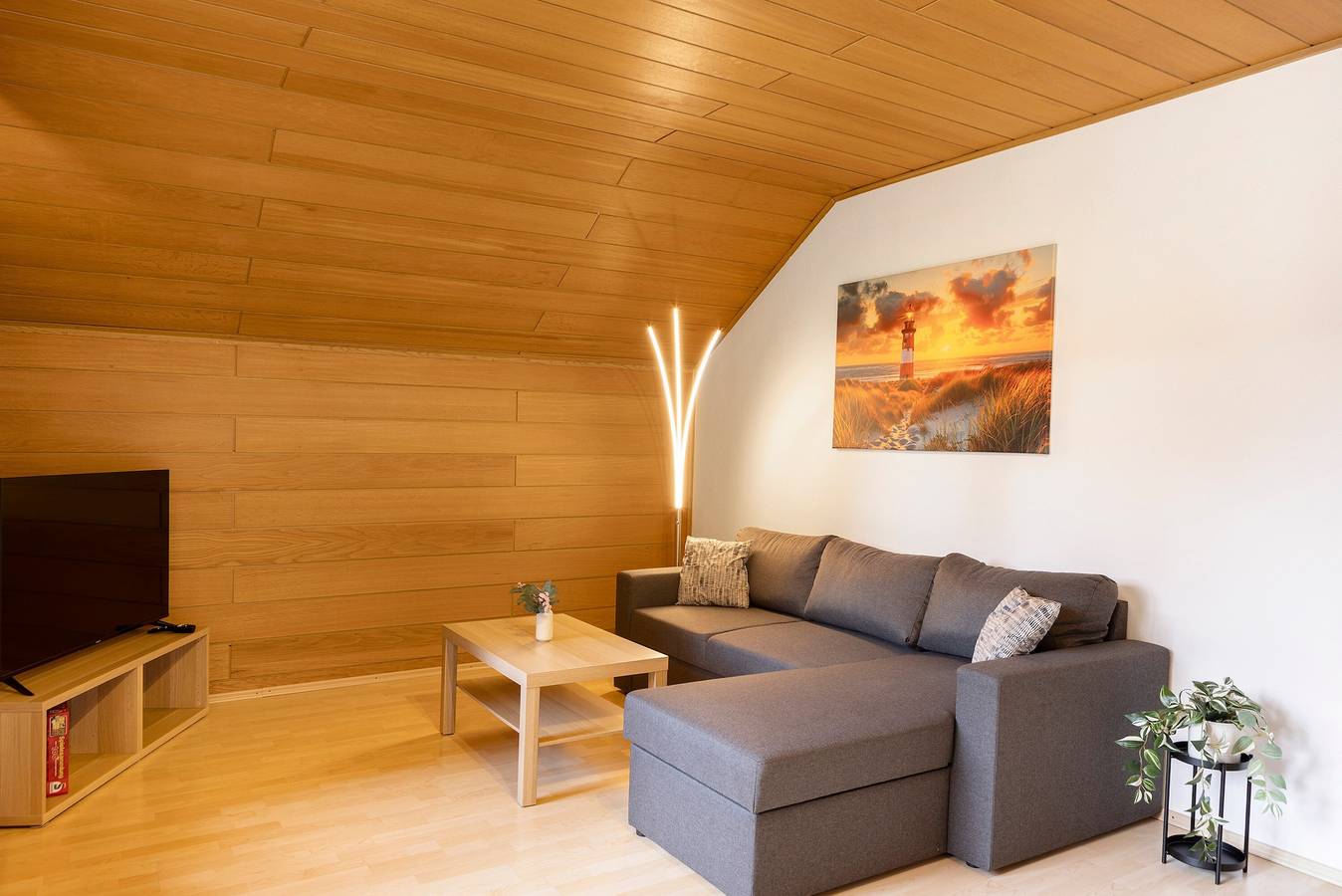 Ganze Wohnung, Ferienwohnung 'Schliestädt' mit Gemeinschaftsgarten, Balkon und Wi-Fi in Söhrewald, Hessisches Bergland