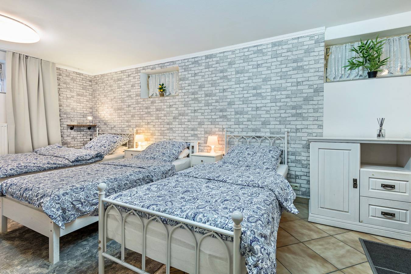 Ganzes Studio, Einzimmerapartment 'Gemütliche Ferienwohnung' mit privatem Garten und Wi-Fi in Nittenau, Ostbayern