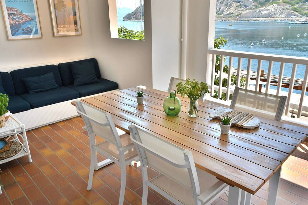 Appartement entier, Iles Du Frioul Charmant T2 55m² , Vue Mer, Terrasses Et Barbecue in Frioul archipelago, Marseille