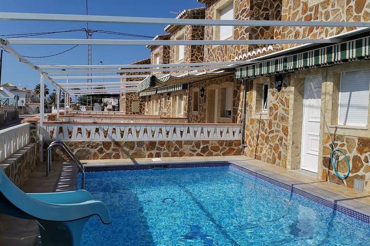 Apartamento de vacaciones para 6 personas, con jardín además de terraza y jacuzzi, Se admiten mascotas - 1