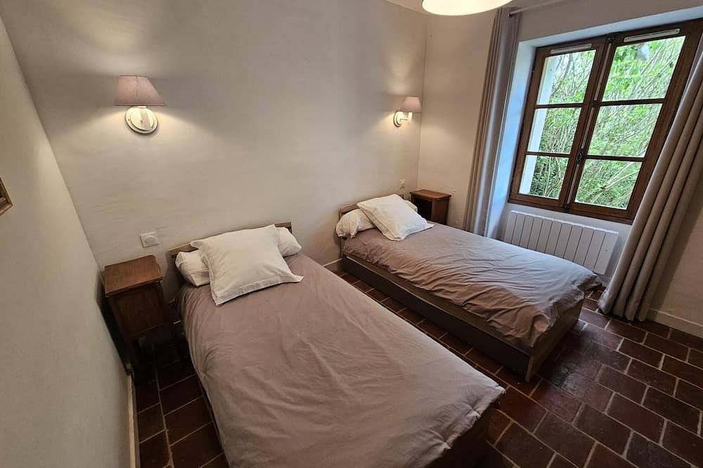 Maison en campagne avec cheminée et animaux acceptés in Parçay-sur-Vienne, Parc naturel régional Loire-Anjou-Touraine