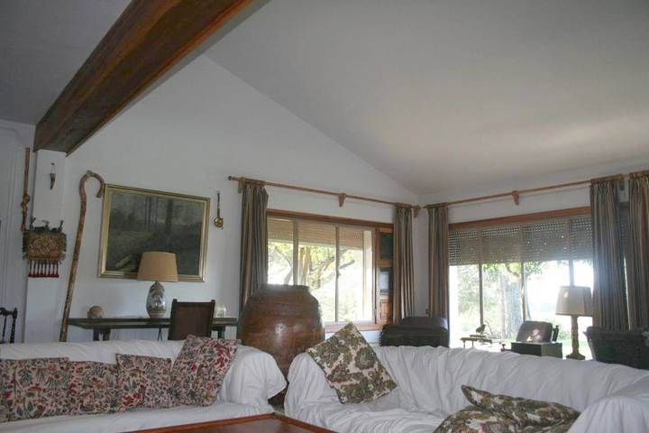 Casa de vacaciones para 19 personas, con jardín además de vistas y piscina en La Vera - 3