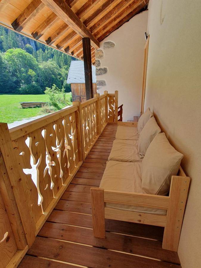 Location de vacances pour 15 personnes, avec vue et jardin à Châtillon-sur-Cluses - 2