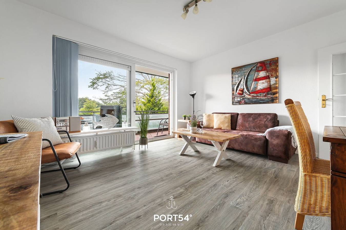 Ganze Wohnung, Deck 4 - für 3 Personen, zentrale Lage, ideal für Fahrradausflüge, Balkon in Büsum, Nordsee - Schleswig-Holstein