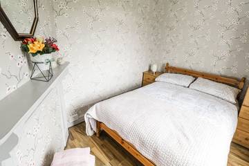 Log Cabin for 4 People in Castlebar, County Mayo, Photo 3